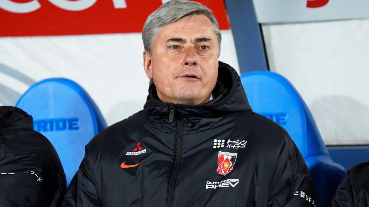 Maciej Skorża, Prawa