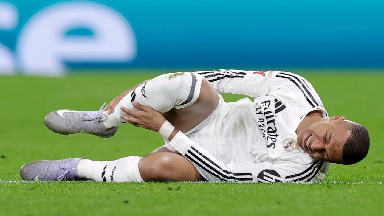 Mbappe leży na boisku